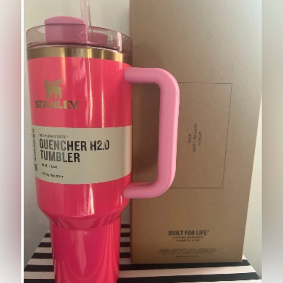 Limited Edition pink Stanley Cup - Picture 1 of 3